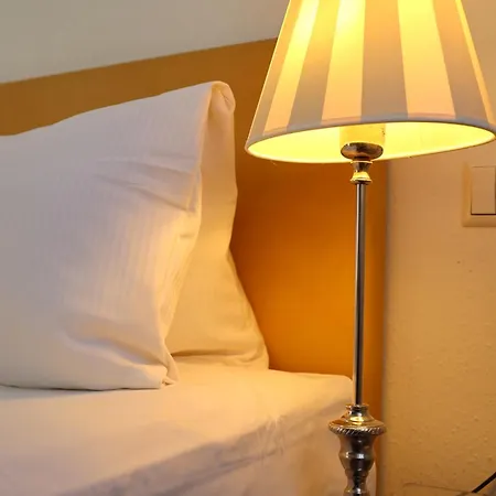 Deutschmeister Apartmanhotel 3*